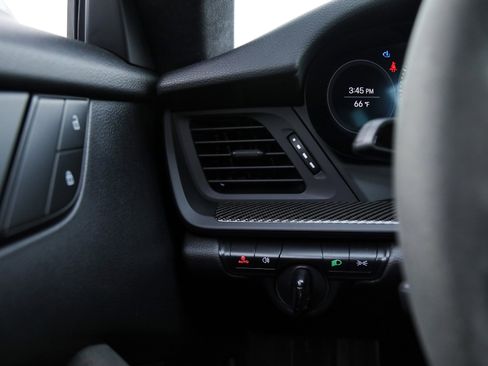 Used 2022 Porsche 911 GT3 image 29