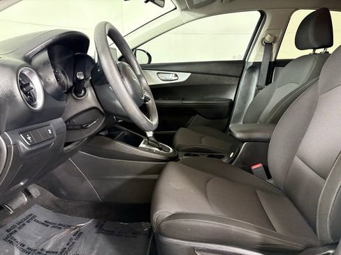 Used 2023 Kia Forte LXS FWD image 21