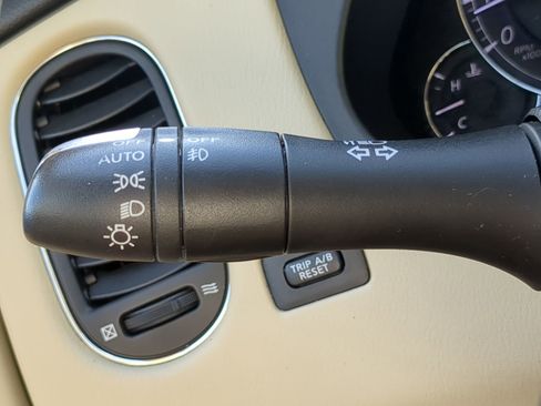 Used 2017 INFINITI QX50 2WD w/ Premium Plus Package image 56