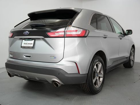 Used 2020 Ford Edge SEL w/ Convenience Package image 9