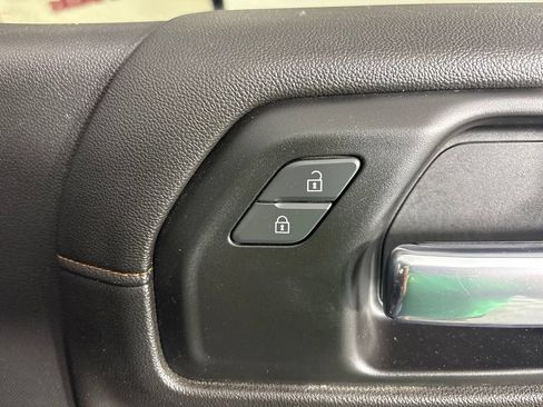 Used 2019 GMC Sierra 1500 AT4 w/ AT4 Premium Package AWD/4WD image 39