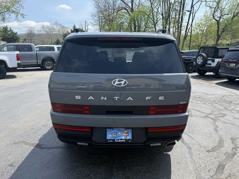 Used 2024 Hyundai Santa Fe SEL image 8