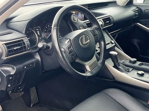 Used 2020 Lexus IS 300 w/ Accessory Package 2 image 9