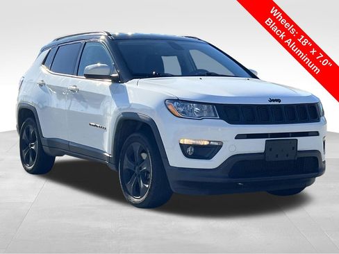 Used 2021 Jeep Compass Latitude image 33