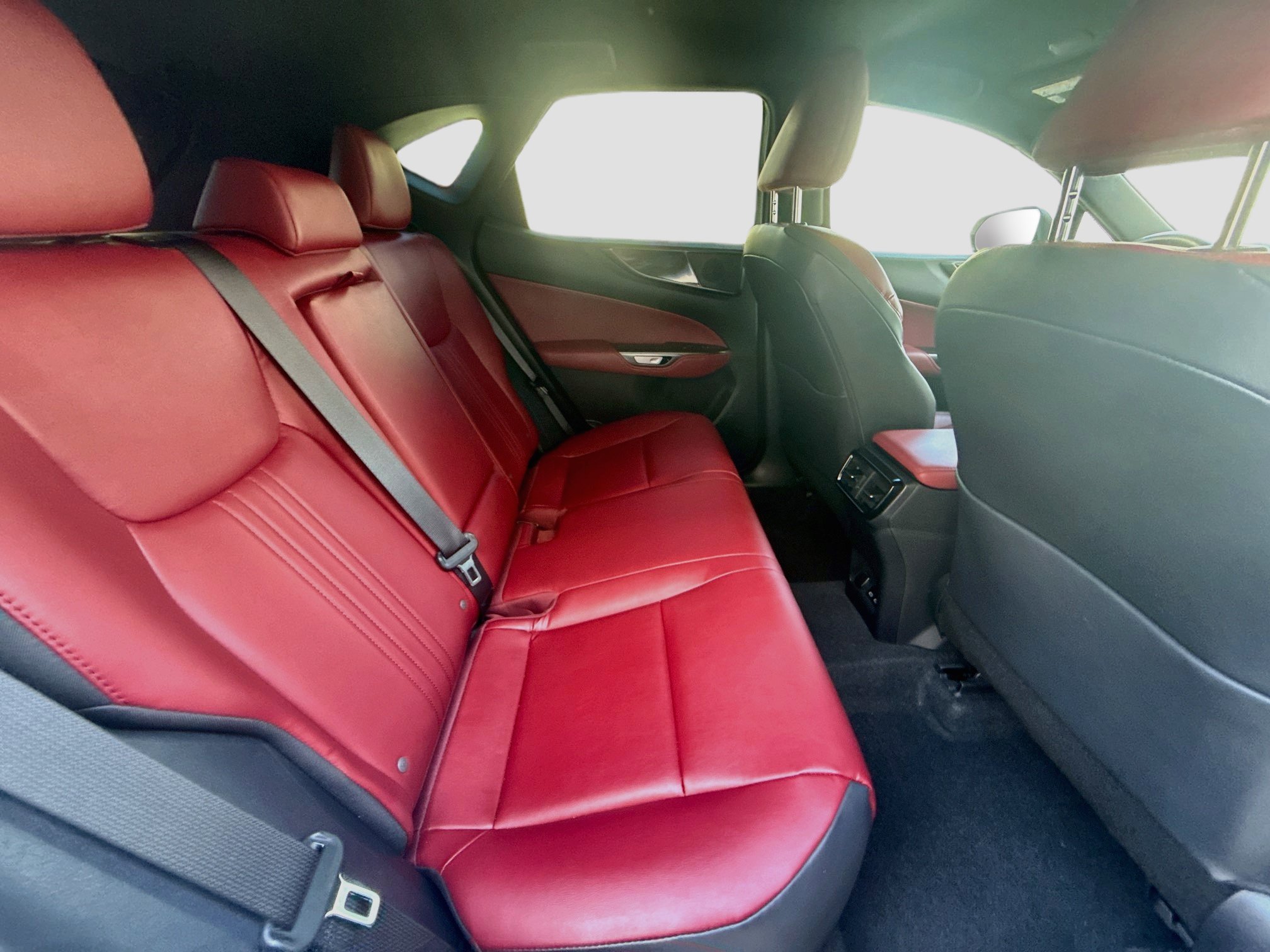 Used 2025 Lexus NX 250 FWD w/ Accessory Package (K3) image 28