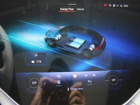 Certified 2023 Mercedes-Benz EQS 580 4MATIC SUV image 48