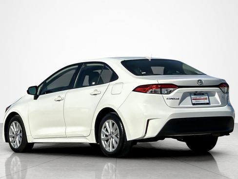 Certified 2024 Toyota Corolla LE w/ LE Convenience Package FWD image 3