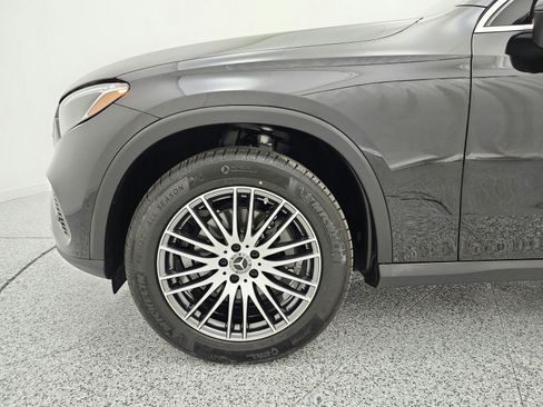 Certified 2026 Mercedes-Benz GLC 300 image 24