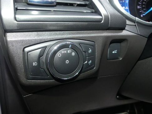 Used 2016 Ford Fusion Titanium AWD/4WD image 29