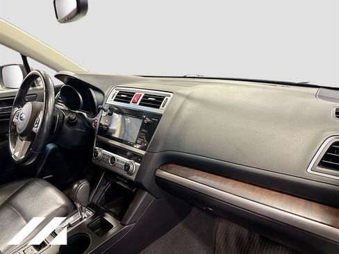 Used 2016 Subaru Outback 2.5i Limited AWD/4WD image 33