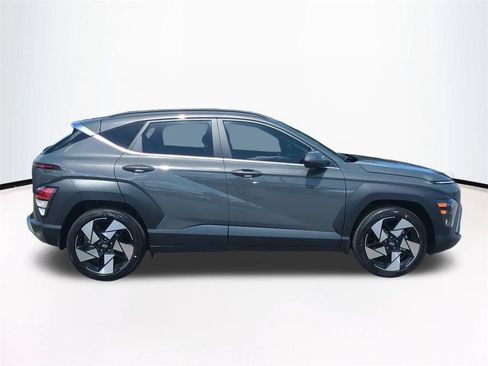 New 2026 Hyundai Kona Limited FWD image 4