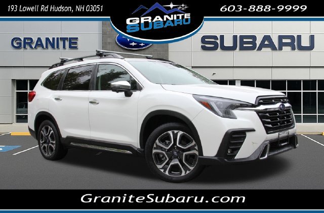 Used 2023 Subaru Ascent Touring AWD/4WD image 1