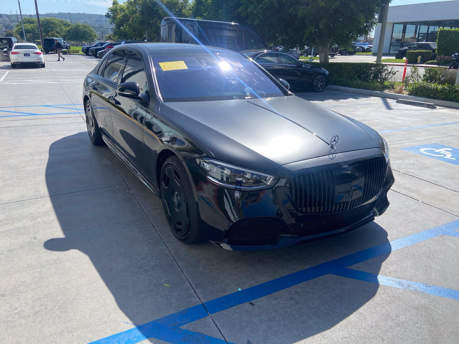 Used 2023 Mercedes-Benz S 580 4MATIC Sedan image 3