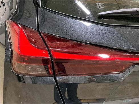 Used 2022 Lexus UX 250h w/ Premium Package AWD/4WD image 23