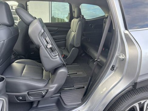 New 2025 Subaru Ascent Limited image 94