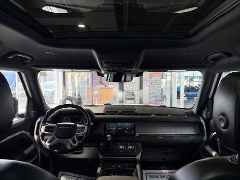 Used 2023 Land Rover Defender 110 S AWD/4WD image 33