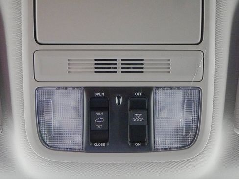 New 2026 Honda Odyssey EX-L image 26