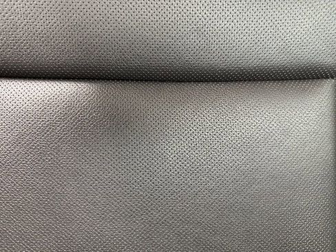 Used 2023 GMC Acadia SLT image 31