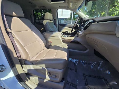 Used 2020 GMC Yukon SLT w/ Open Road Package AWD/4WD image 10