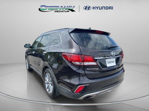 Used 2017 Hyundai Santa Fe SE image 6