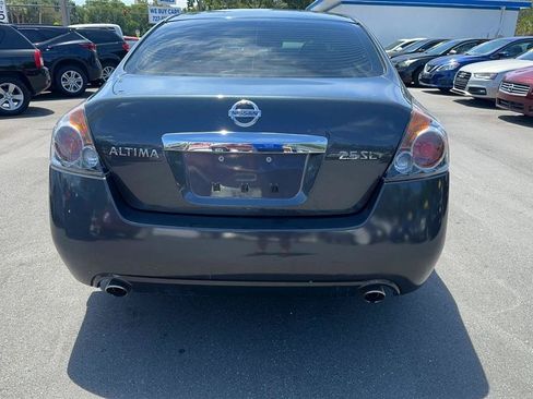Used 2011 Nissan Altima 2.5 SL w/ 2.5SL Pkg FWD image 10