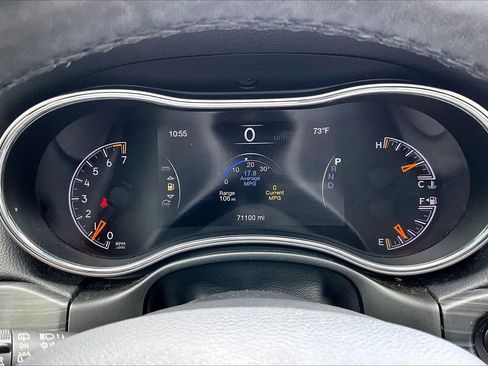 Certified 2022 Jeep Grand Cherokee Laredo X RWD image 10