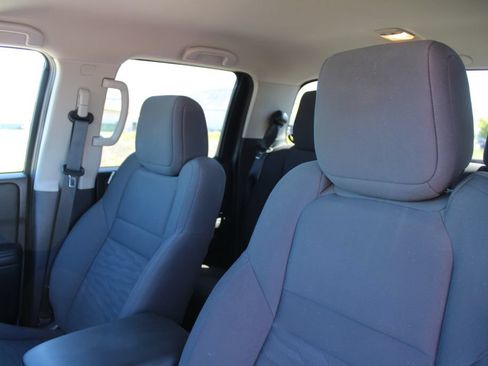 Used 2024 Nissan Frontier S w/ Technology Package AWD/4WD image 15