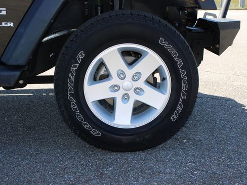 Used 2017 Jeep Wrangler Sport w/ Quick Order Package 24S image 5