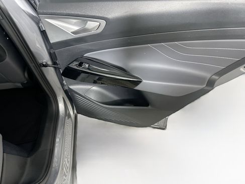 Used 2023 Volkswagen ID.4 S RWD image 29