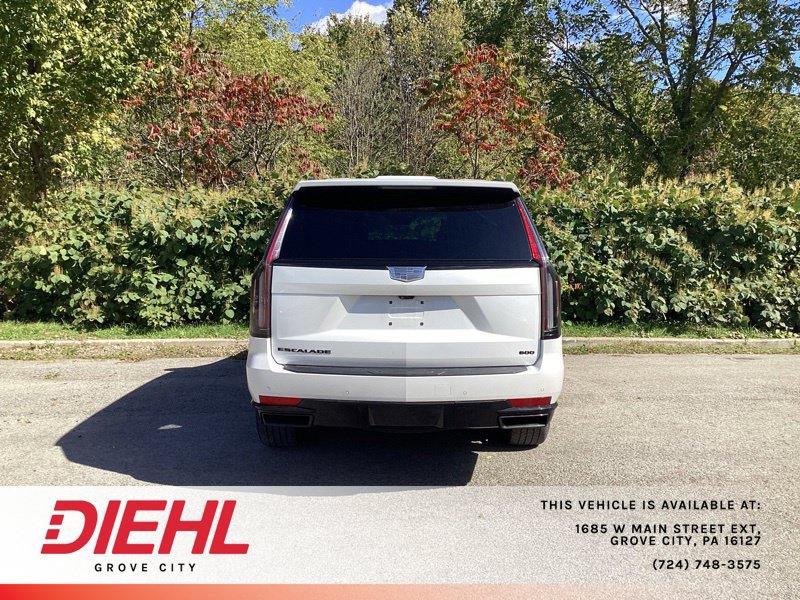 Used 2024 Cadillac Escalade Sport Platinum w/ LPO, ONYX Package AWD/4WD image 6