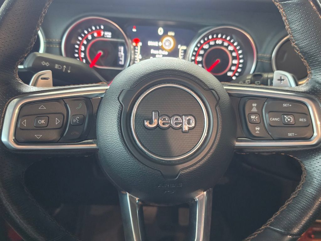 Used 2022 Jeep Wrangler Unlimited Rubicon AWD/4WD image 42