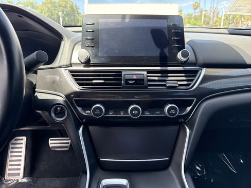 Certified 2022 Honda Accord Sport image 25