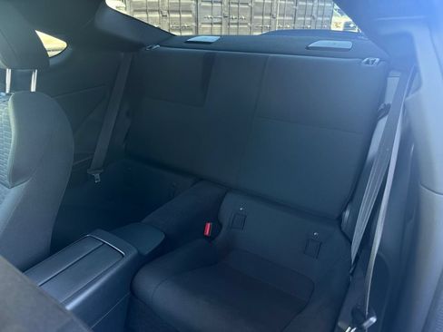 Used 2023 Toyota GR86 w/ ALL Weather Mat Package (TMS) RWD image 21