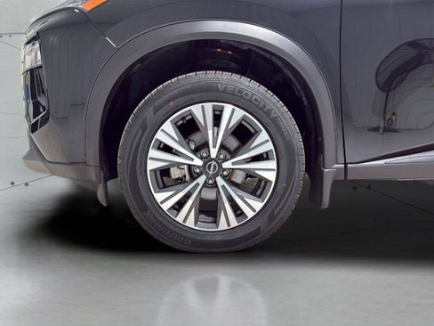Used 2023 Nissan Rogue SV AWD/4WD image 26