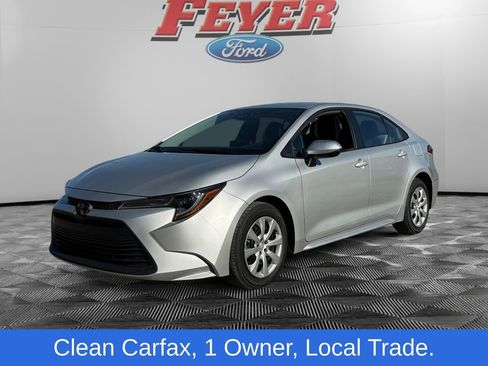 Used 2024 Toyota Corolla LE FWD image 1