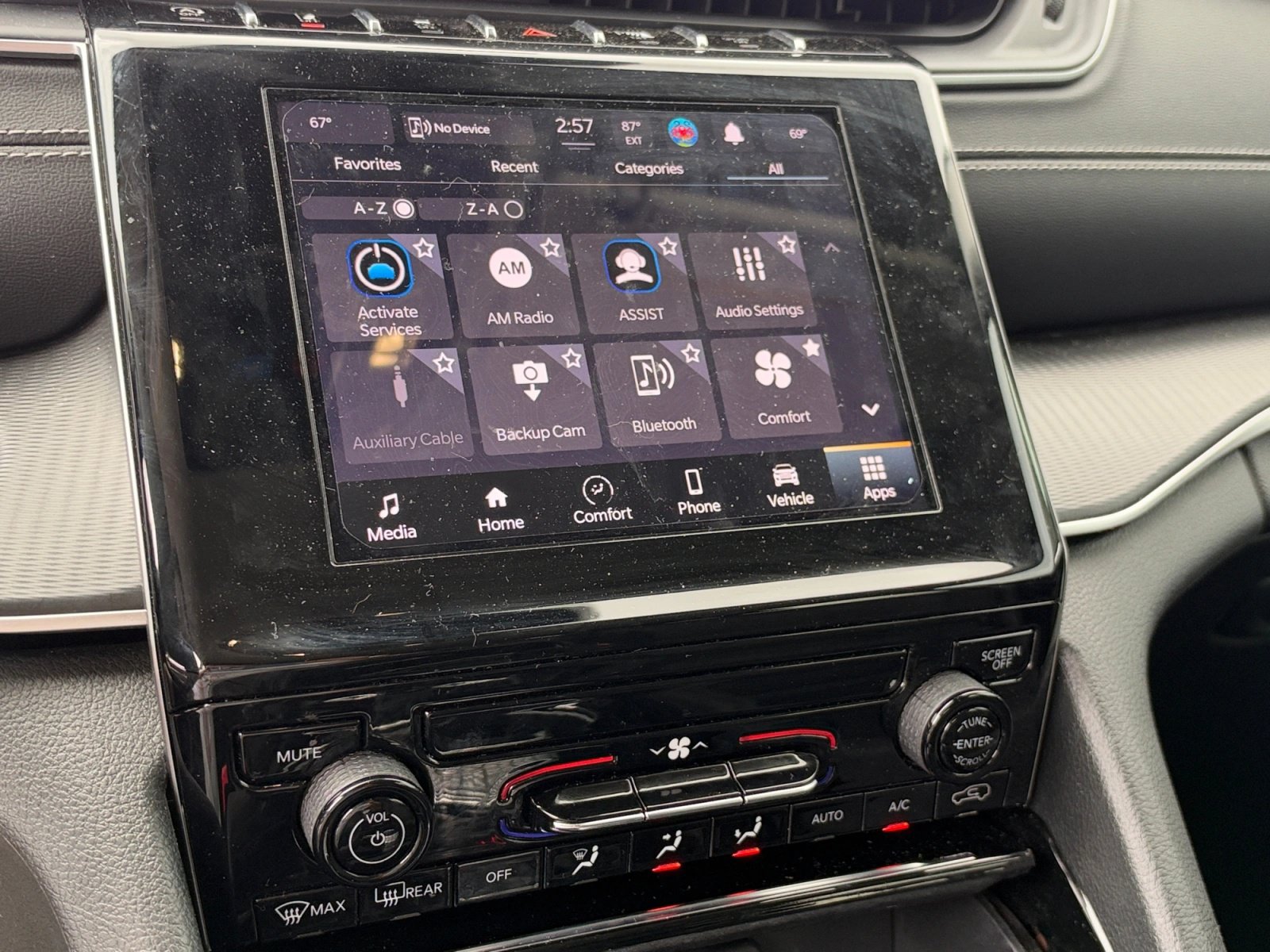 Used 2023 Jeep Grand Cherokee L Laredo RWD image 15
