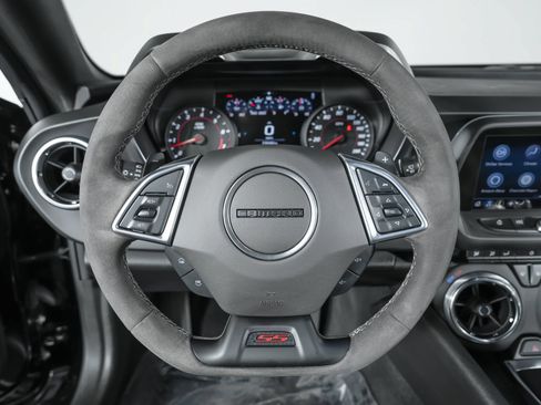 Used 2022 Chevrolet Camaro SS RWD image 15