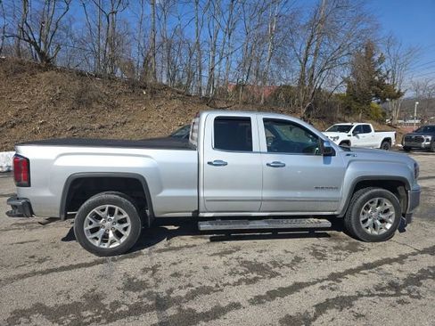 Used 2018 GMC Sierra 1500 SLT w/ SLT Premium Package image 9