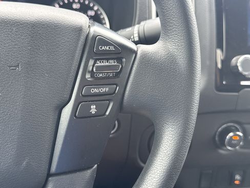 Used 2024 Nissan Frontier SV w/ Technology Package image 15