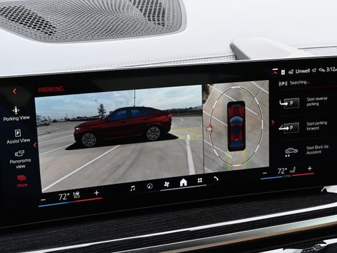 New 2026 BMW X6 xDrive40i w/ Climate Comfort Package image 27