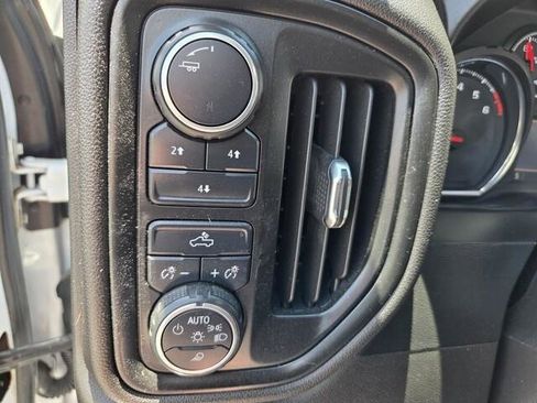 Used 2021 Chevrolet Silverado 2500 W/T w/ WT Safety Package AWD/4WD image 11