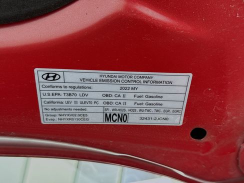 Used 2022 Hyundai Elantra SEL image 19