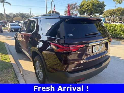 Used 2023 Chevrolet Traverse LT image 13