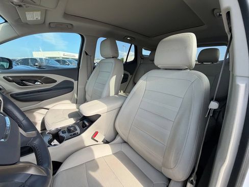 Used 2023 GMC Terrain Denali w/ LPO, Floor Liner Package AWD/4WD image 11