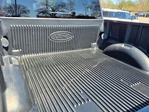 Used 2019 Ford F150 XLT w/ Equipment Group 302A Luxury AWD/4WD image 22