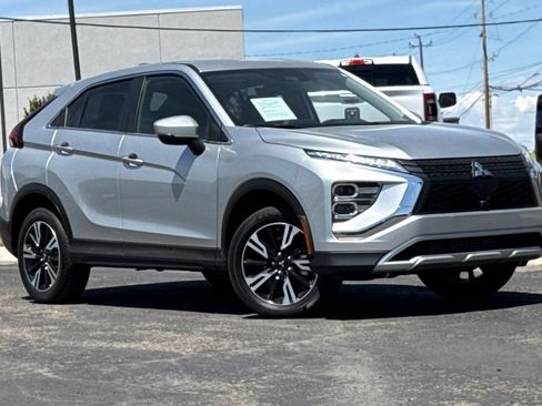 Used 2025 Mitsubishi Eclipse Cross SE AWD/4WD image 2
