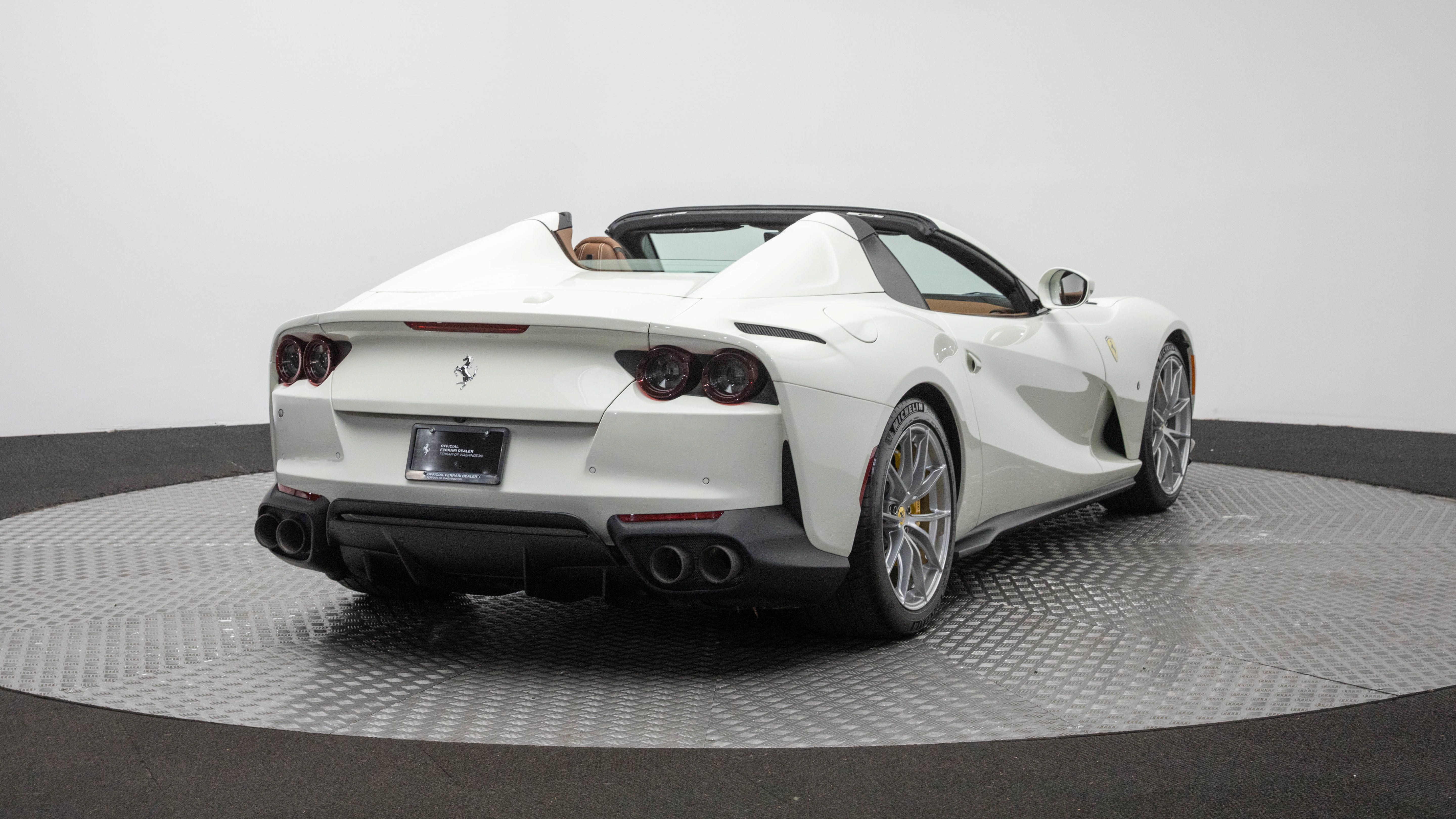 Certified 2023 Ferrari 812 GTS RWD image 7