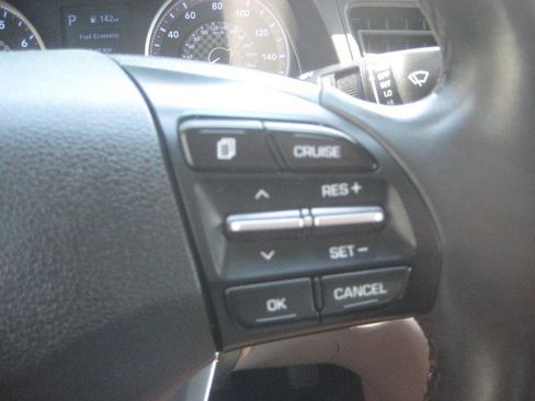 Used 2020 Hyundai Elantra Value Edition FWD image 24