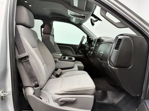 Used 2019 Chevrolet Silverado 1500 Custom w/ Custom Convenience Package RWD image 14