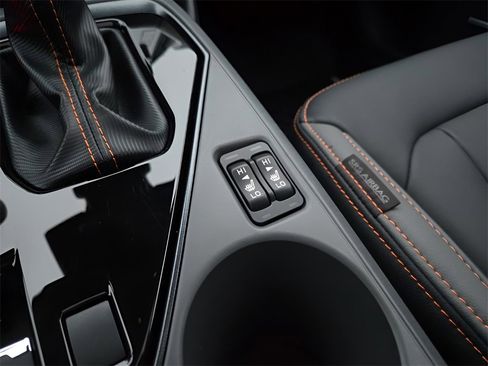 Certified 2025 Subaru Crosstrek 2.5i Limited w/ Crosstrek Mirror Package image 13